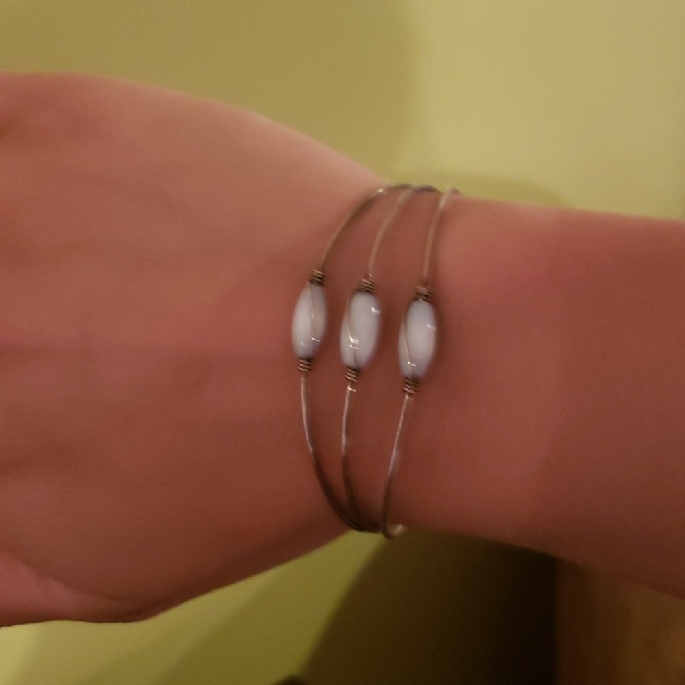 🤝🤝Bracelet with baby blue stones🤝🤝